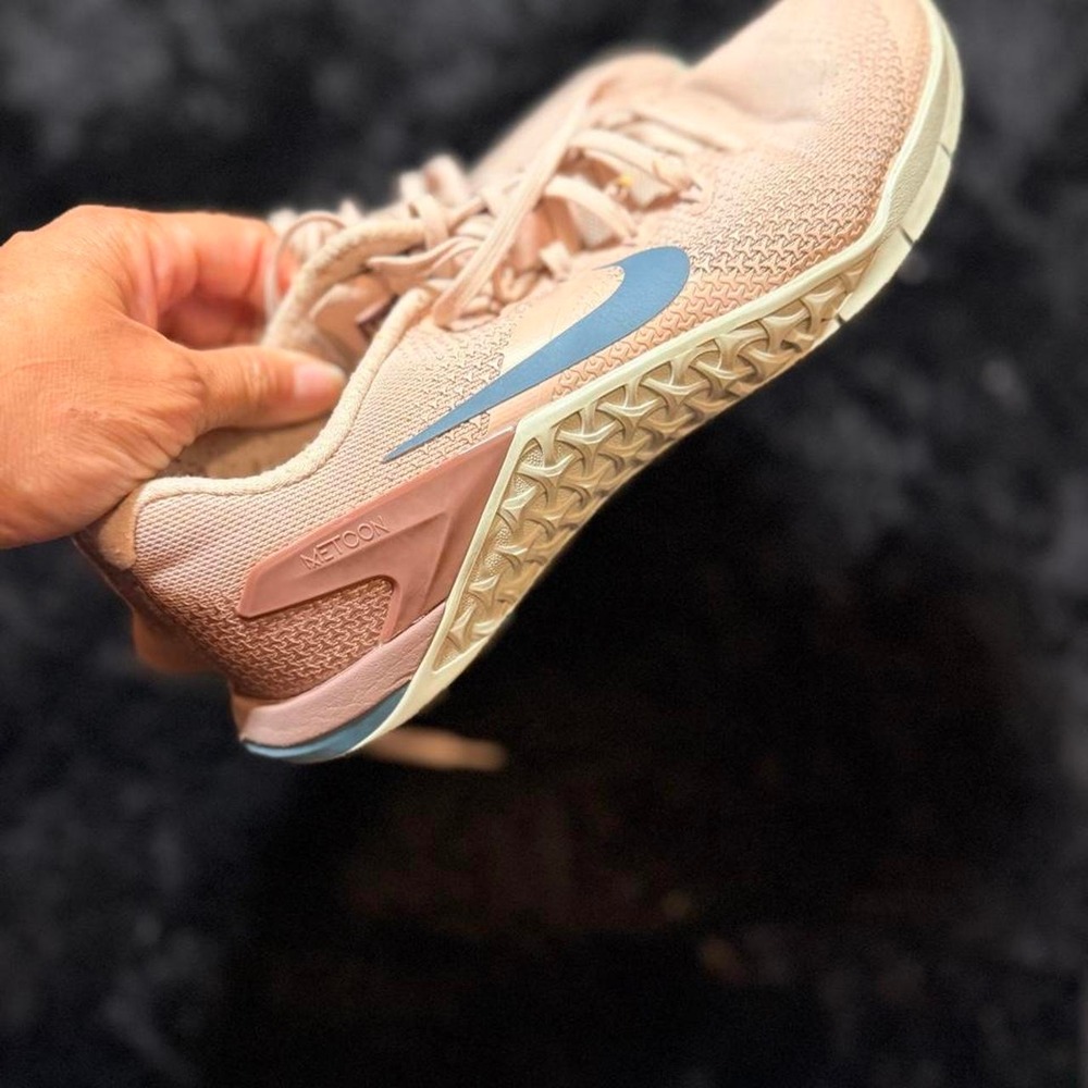 Nike Metcon Women's Training Shoes Blush Pink Blue Swoosh CrossFit Weightlifting